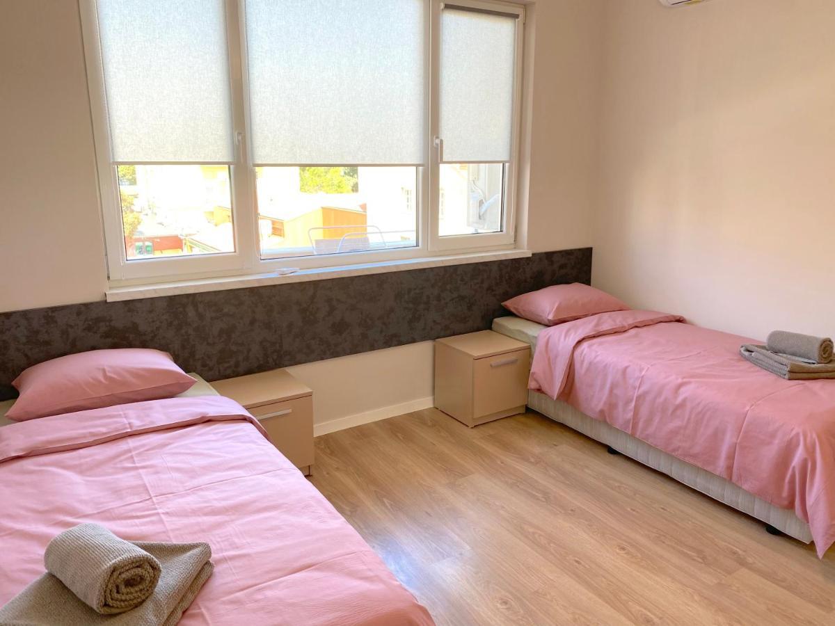 Top Centre Zara Apartment Stara Zagora Buitenkant foto